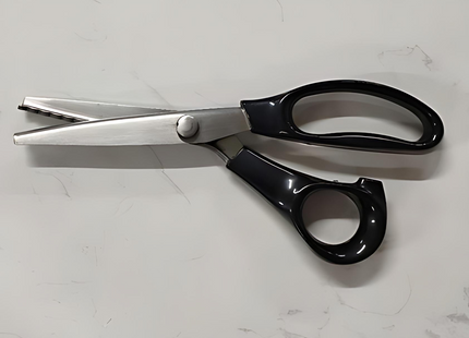 Scissors - Zig Zag